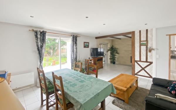 Maison à vendre    5 pièces •  Donnery