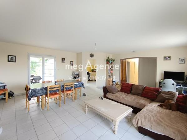 Maison à Segonzac, 16130 - 5 pièces 109m²