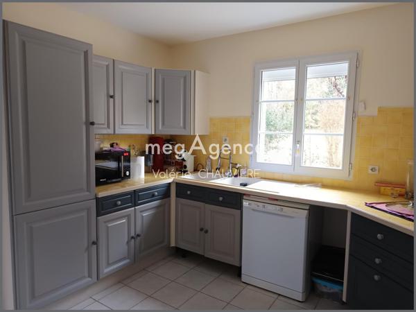 Maison à Segonzac, 16130 - 5 pièces 109m²