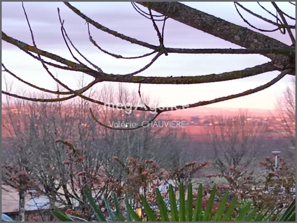 Maison à Segonzac, 16130 - 5 pièces 109m²