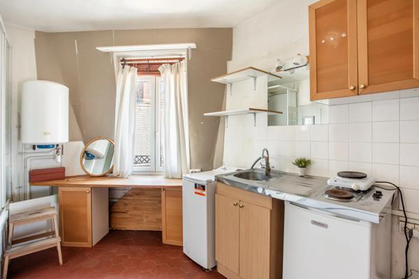 Chambre Paris 17 e - PIERRE DEMOURS