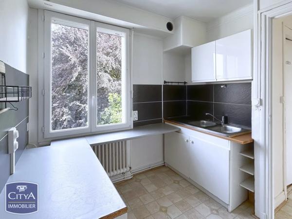 Appartement à vendre 4 pièces 64m² Saint-Quentin (02100)