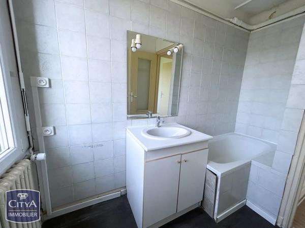 Appartement à vendre 4 pièces 64m² Saint-Quentin (02100)