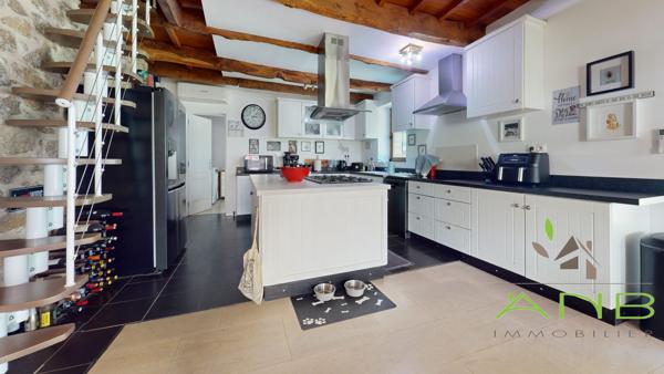 Maison de caractère dans le Parc Naturel Régional Périgord-Limousin –  Busserolles 24360