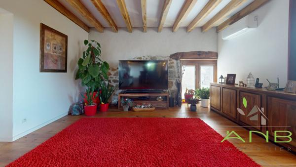 Maison de caractère dans le Parc Naturel Régional Périgord-Limousin –  Busserolles 24360