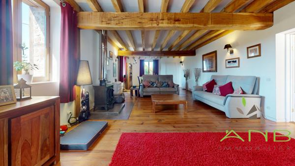Maison de caractère dans le Parc Naturel Régional Périgord-Limousin –  Busserolles 24360