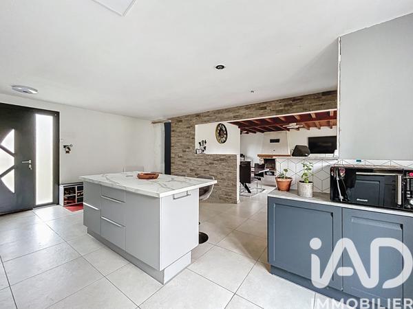 Maison à vendre 4 pièces 146 m² Labastide-Saint-Georges