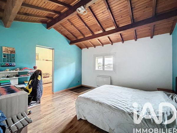 Maison à vendre 4 pièces 146 m² Labastide-Saint-Georges