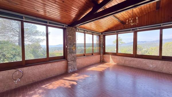 Vente                                                      Maison
                        
                     2 pièces                      57 m2                     à Fréjus