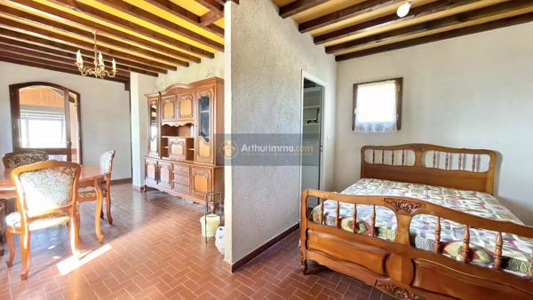 Vente                                                      Maison
                        
                     2 pièces                      57 m2                     à Fréjus