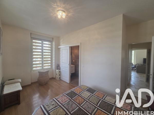 Appartement à vendre 4 pièces 75 m² Saint-Fargeau-Ponthierry