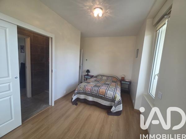 Appartement à vendre 4 pièces 75 m² Saint-Fargeau-Ponthierry