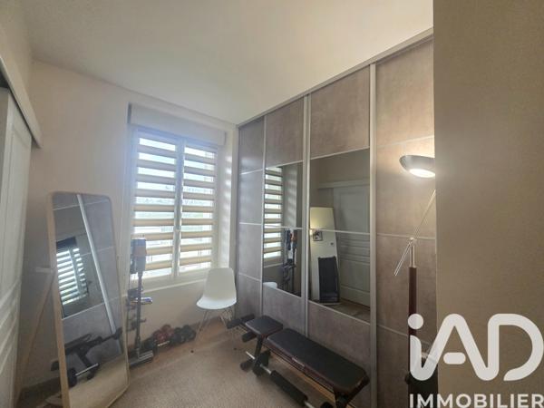 Appartement à vendre 4 pièces 75 m² Saint-Fargeau-Ponthierry