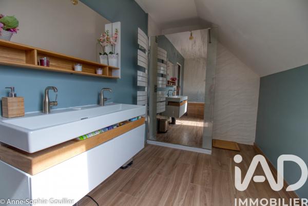 Maison à vendre 8 pièces 165 m² Andrésy