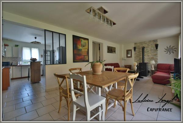 Maison traditionnelle de 2003 à vendre sans travaux à 5min de CHATEAU THIERRY (02) au pied de l’A4- 5 pièces-98 m²- vivable de plain-pied- 4 chambres (1 traversante)-Garage - Cabanon - Terrain 1213m2