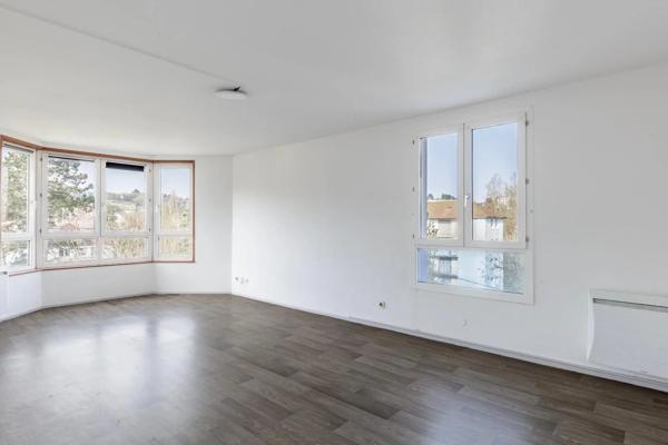 Appartement à vendre 4 pièces 87m² Montbéliard (25200)