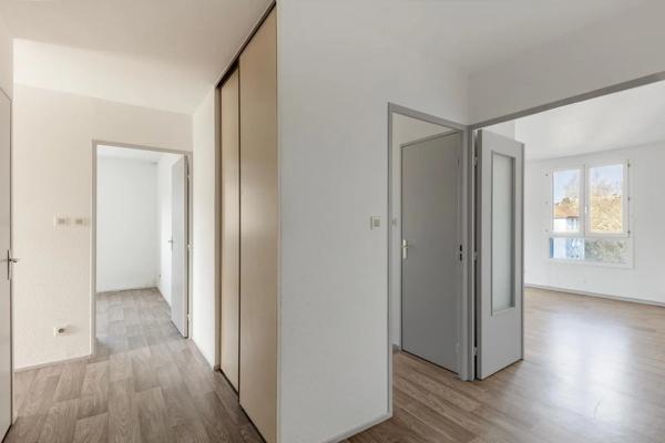 Appartement à vendre 4 pièces 87m² Montbéliard (25200)