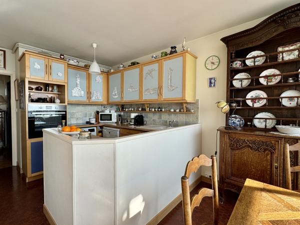 Le Havre (76600) LE HAVRE APPARTEMENT 104 M2 VUE MER ÉTAGE ÉLEVÉ 3 CHAMBRES