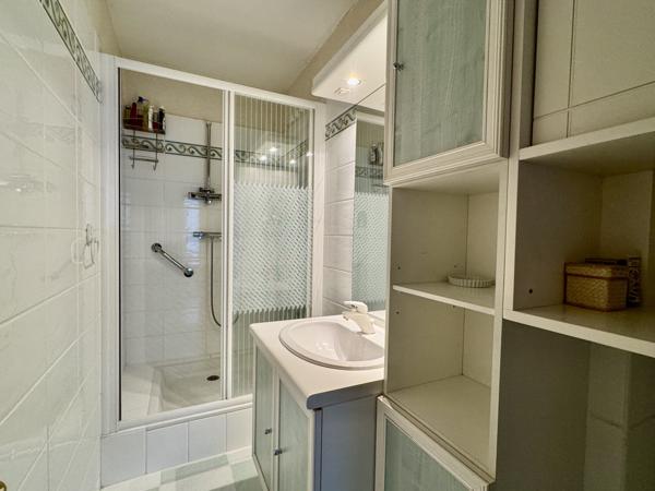 Le Havre (76600) LE HAVRE APPARTEMENT 104 M2 VUE MER ÉTAGE ÉLEVÉ 3 CHAMBRES