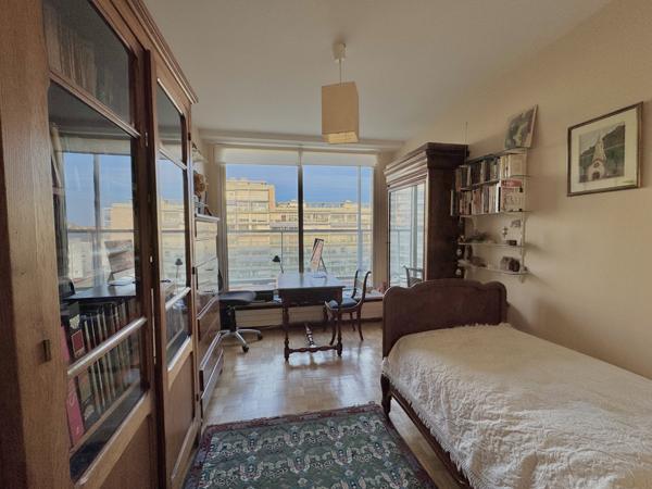 Le Havre (76600) LE HAVRE APPARTEMENT 104 M2 VUE MER ÉTAGE ÉLEVÉ 3 CHAMBRES