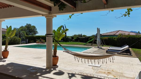 Villa 192 m² - Piscine - Garage- Vue mer - ECCICA SUARELLA