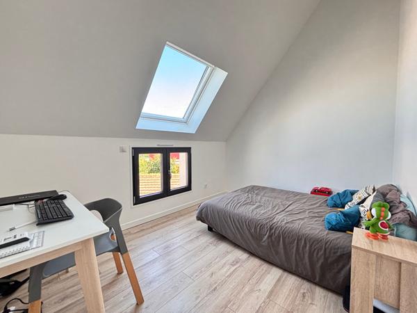 Nanterre Mont Valérien - Maison 5 pièces de 95m² avec jardin & terrasse