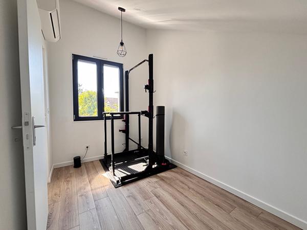 Nanterre Mont Valérien - Maison 5 pièces de 95m² avec jardin & terrasse