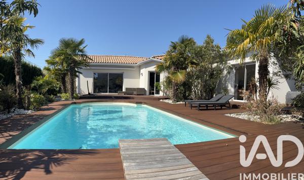 Maison à vendre 6 pièces 170 m² Le Taillan-Médoc