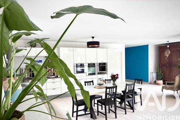 Maison à vendre 6 pièces 170 m² Le Taillan-Médoc