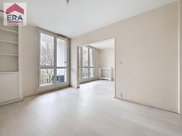 A VENDRE - 4 PIECES 74m² + BOX