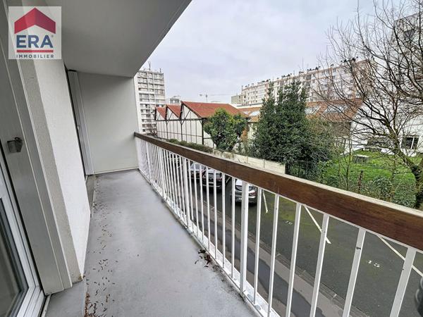 A VENDRE - 4 PIECES 74m² + BOX