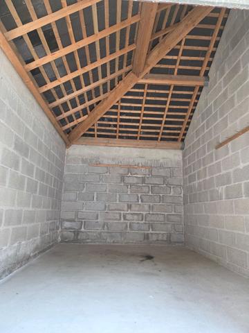 -GARAGE 18m²- Location annuelle , Concarneau