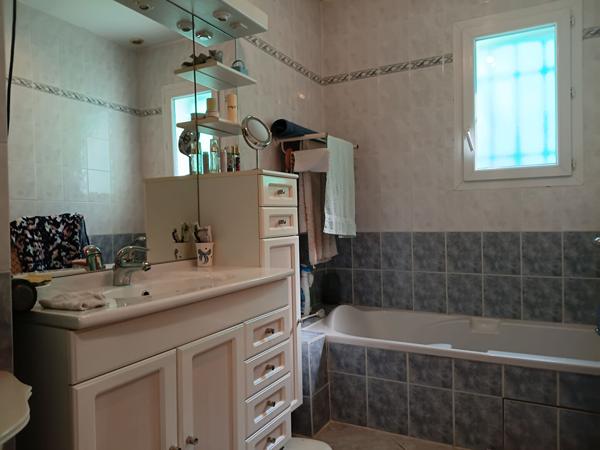 Maison Saint Fortunat Sur Eyrieux 6 pièce(s) 180 m2
