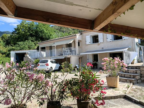 Maison Saint Fortunat Sur Eyrieux 6 pièce(s) 180 m2