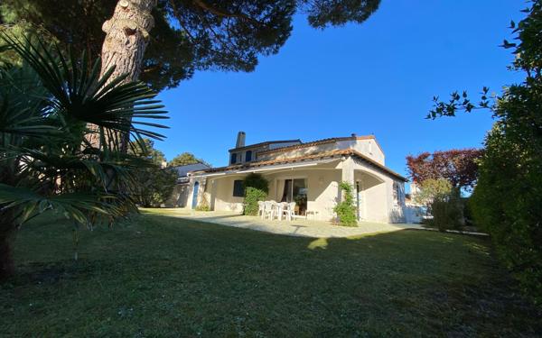 Maison à vendre    5 pièces •  Les Mathes