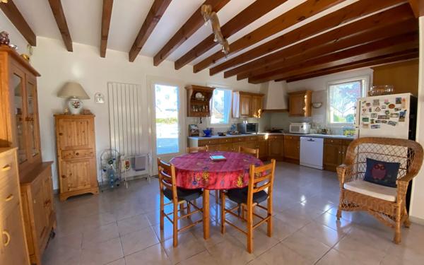 Maison à vendre    5 pièces •  Les Mathes