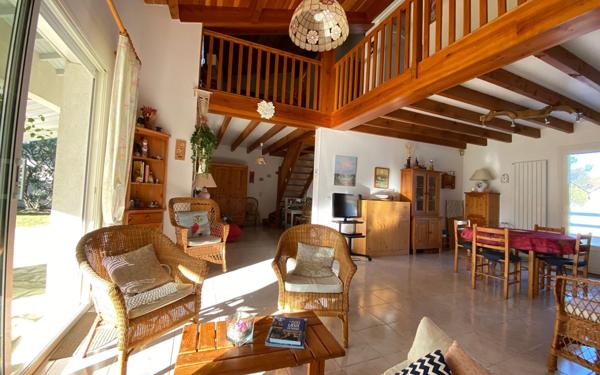 Maison à vendre    5 pièces •  Les Mathes