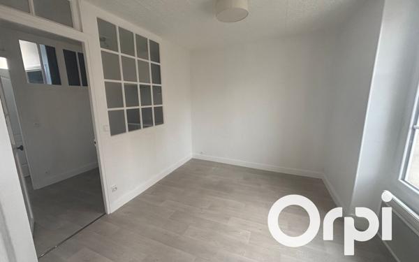 Appartement à louer    2 pièces •  Senlis