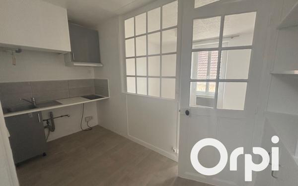 Appartement à louer    2 pièces •  Senlis