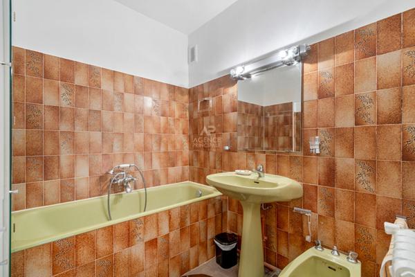 Appartement Le Pecq 5 pièce(s) 83.52 m2 €300 000 ** - Référence 17145