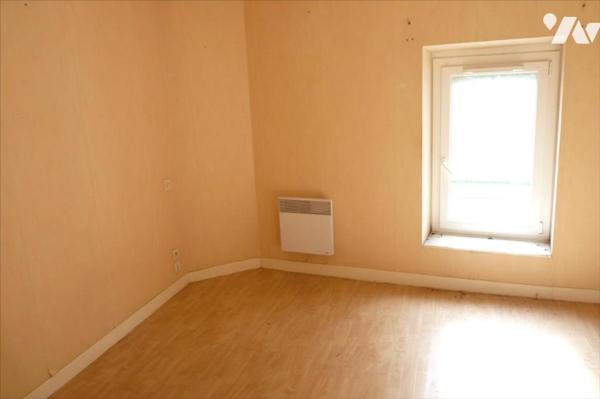 Deux habitations à vendre à Ambrières les vallées(53)