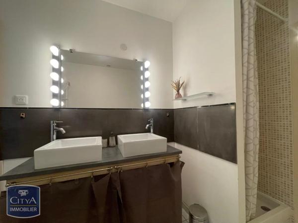 Appartement à louer 3 pièces 70.21m²