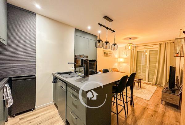 Parempuyre (33290) APPARTEMENT T2 MEUBLE - BALCON - PARKING