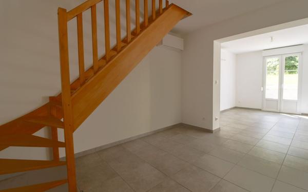 Maison à louer    4 pièces • 70 m2 Pontpoint