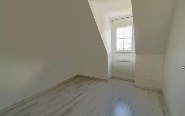 Maison à louer    4 pièces • 70 m2 Pontpoint