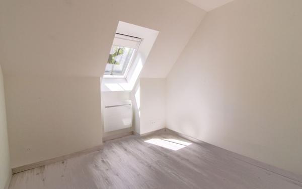 Maison à louer    4 pièces • 70 m2 Pontpoint