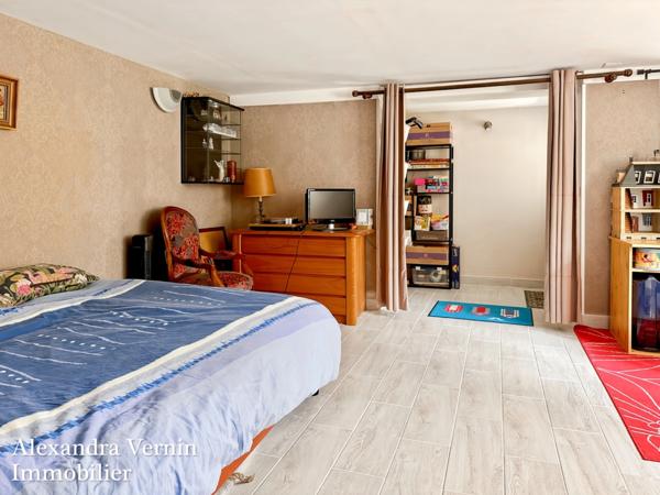 Charmante maison familiale 4 chambres entourée d'un agréable jardin arboré