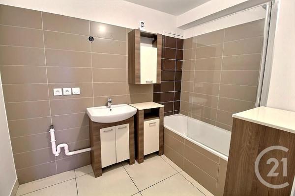 Appartement F3 à vendre  3 pièces - 69,17 m2 THONON LES BAINS - 74