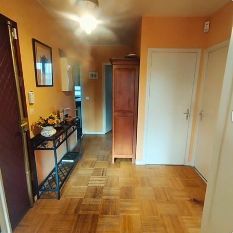 Rosny-Sous-Bois- quartier- Le Plateau d'Avron- T3 en rez de chaussée avec balcon - cave et parking