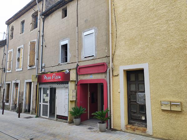 RENTABILITE DE 13,9 % !!! Immeuble à vendre à Lespignan !